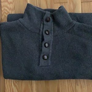 Gray men’s Old Navy sweater, XXL